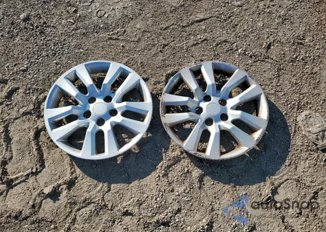 2015 Nissan Altima 2.5 z USA, uszkodzony, nr VIN 1N4AL3AP4FC176992